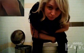 Blonde in blue panties peeing