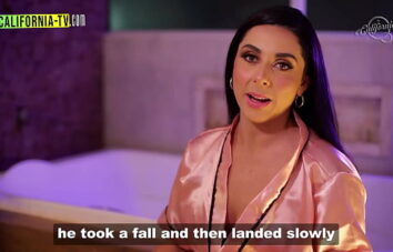 Motorista de táxi sortudo e casado! Influenciadora famosa por seu conteúdo adulto fica nua em seu táxi. Se você fosse o motorista de táxi, o que faria?